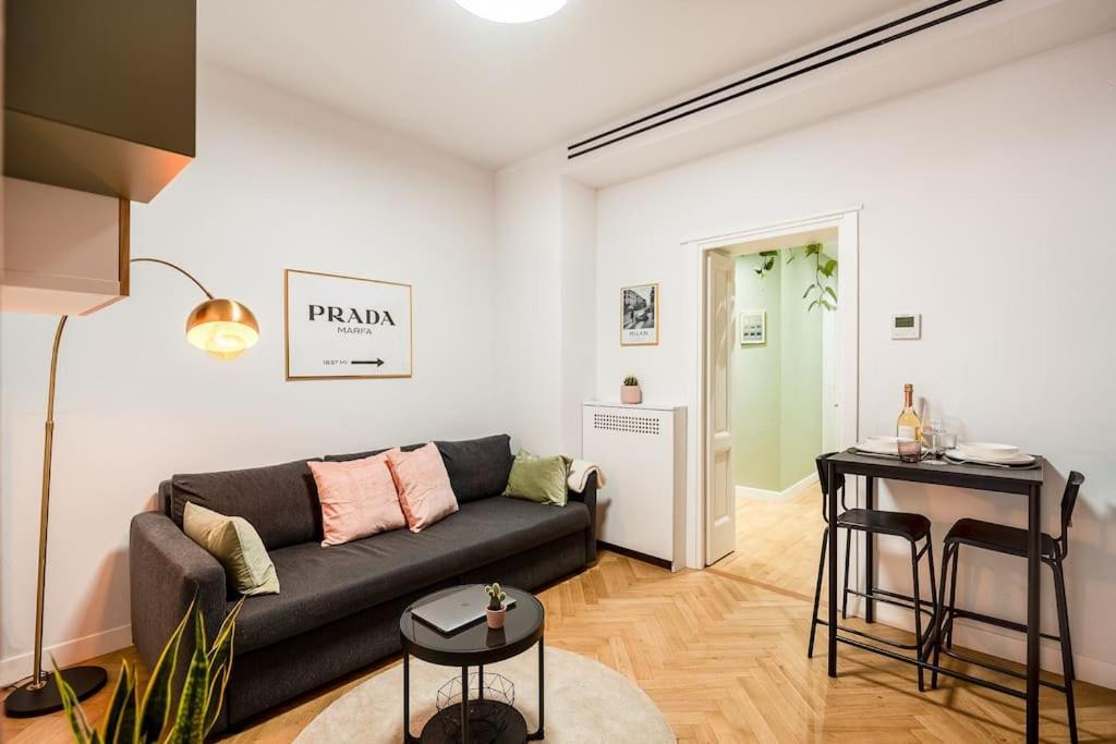 Peachtree Splendido Apt Nel Cuore Di Brera Милано Екстериор снимка