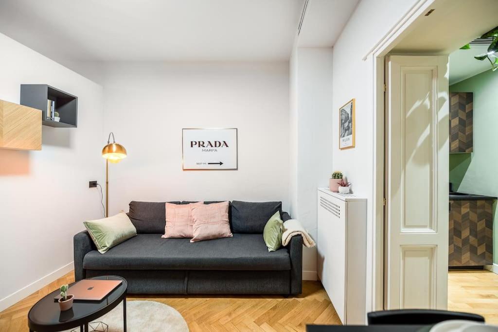 Peachtree Splendido Apt Nel Cuore Di Brera Милано Екстериор снимка